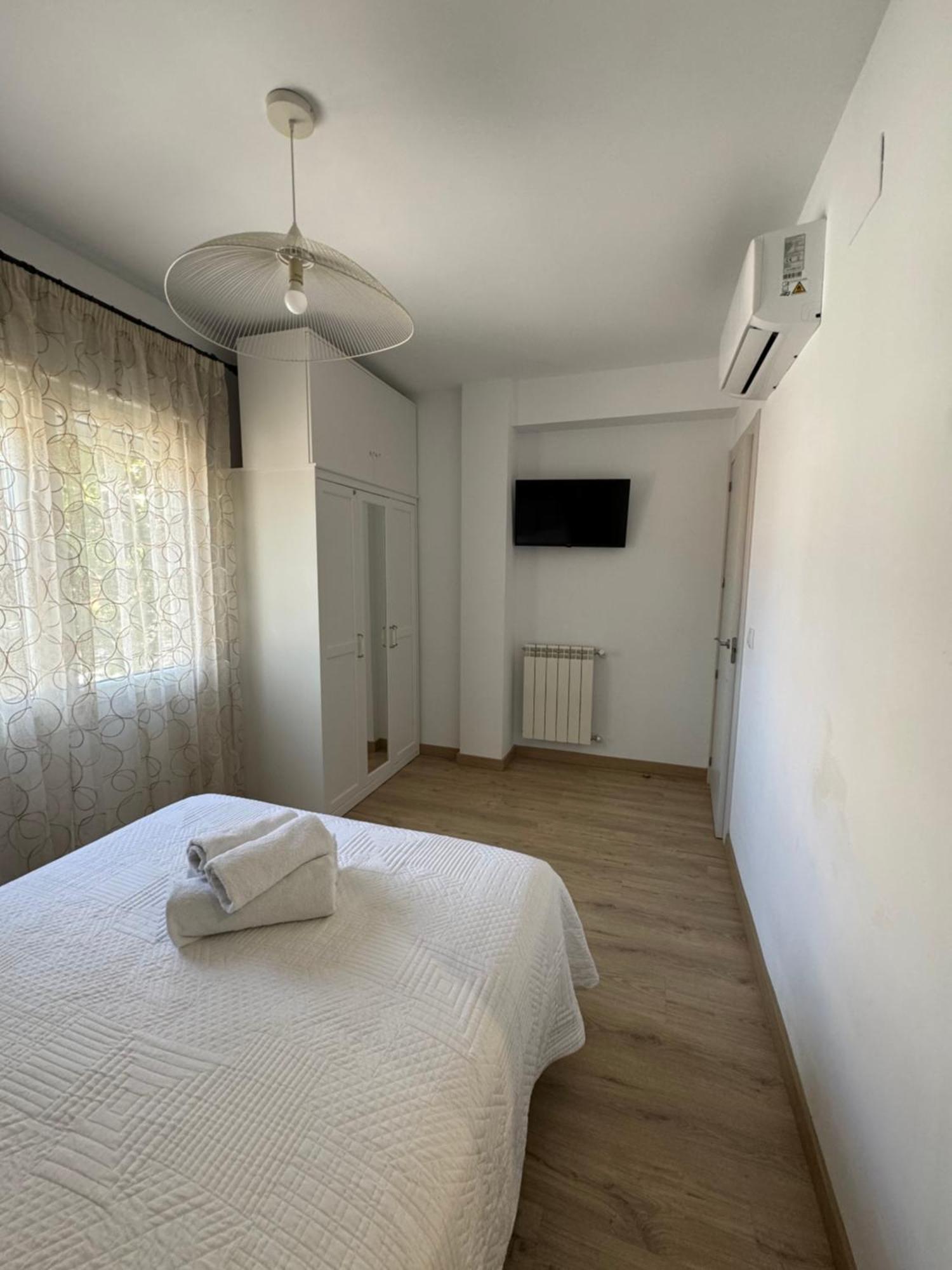 Apartament Alcala Luxury Piso Completo De 80M Alcalá de Henares Zewnętrze zdjęcie